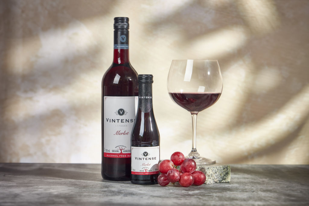 Cépages Merlot, a non-alcoholic red wine - Vintense